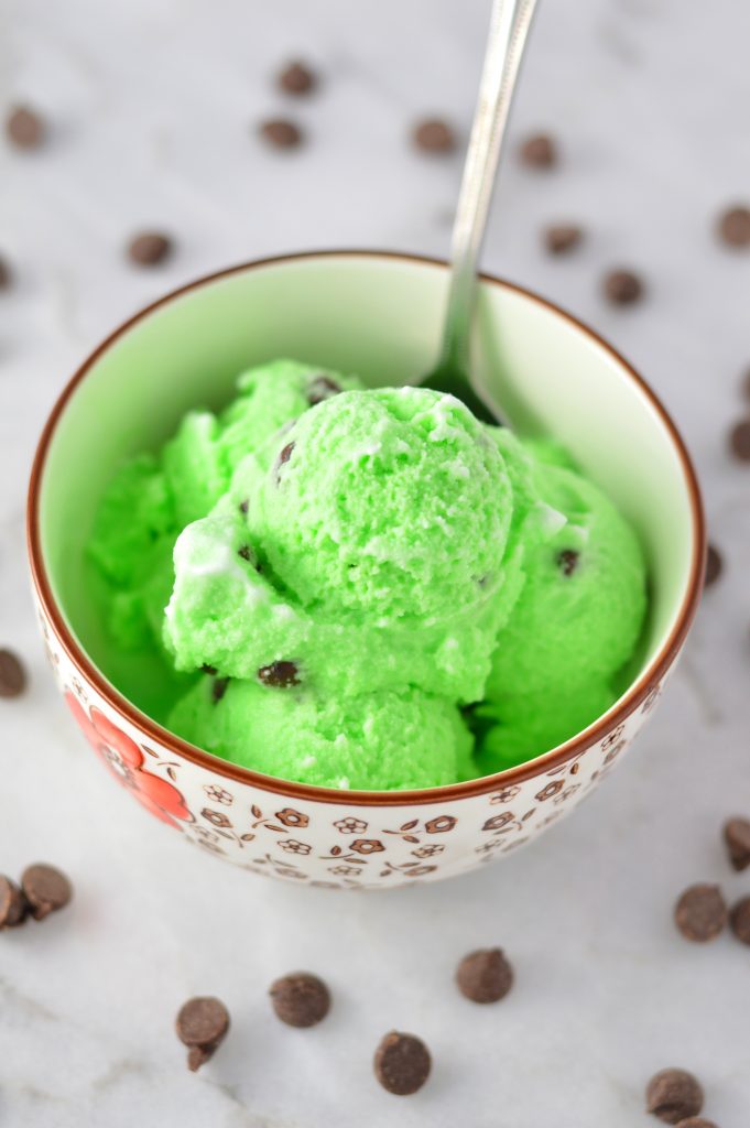 Mint Chocolate Ice Cream recipe made with chocolate chips and without eggs.This is a great dessert idea to make year round.