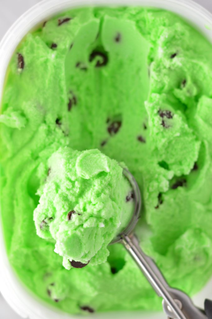 Mint Chocolate Ice Cream recipe made with chocolate chips and without eggs.This is a great dessert idea to make year round.