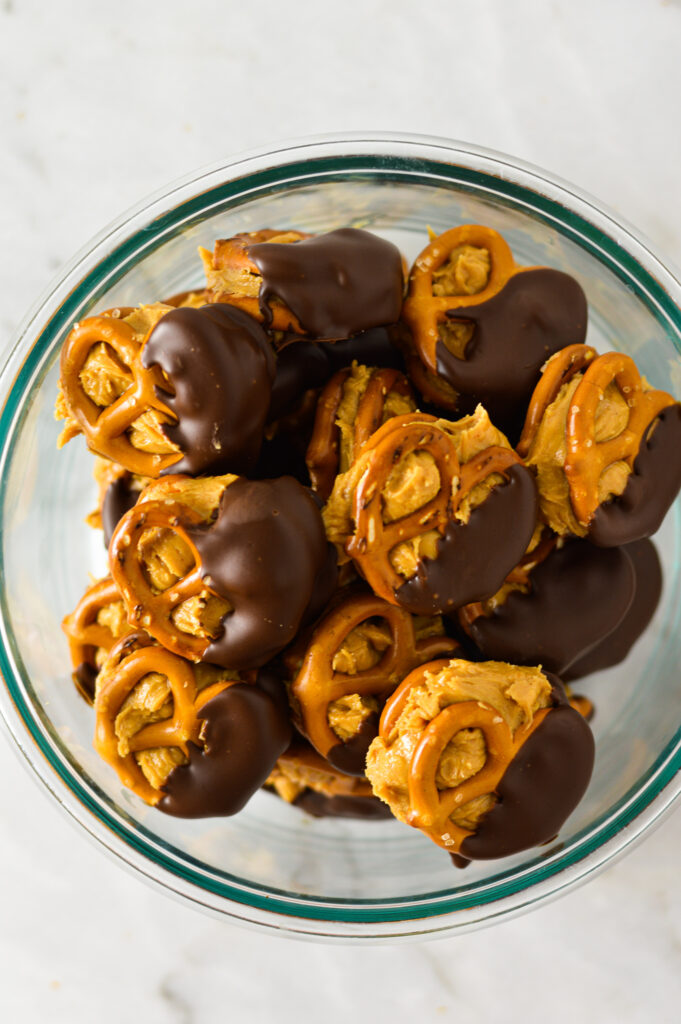 Peanut Butter Pretzel Bites