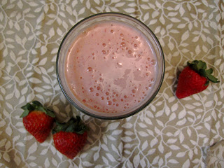 Strawberry Mango Peach Smoothie