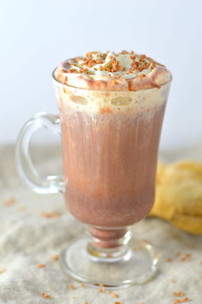 Easy Ginger Hot Chocolate drink recipe. This warm and comforting spiced beverage is a great idea for cold winter nights.