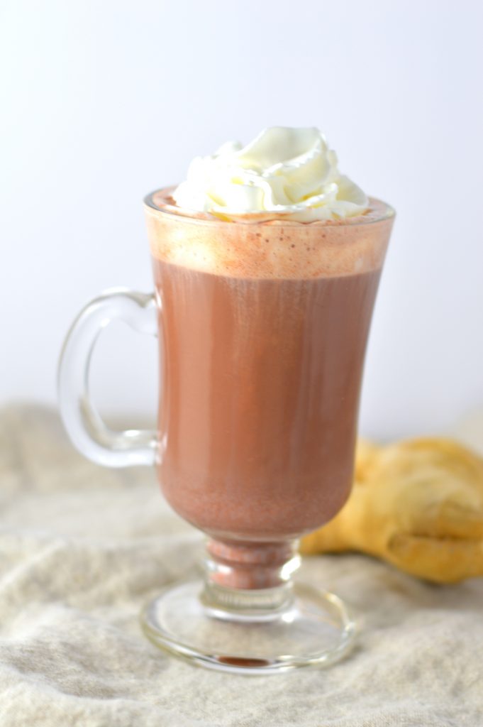 Easy Ginger Hot Chocolate drink recipe. This warm and comforting spiced beverage is a great idea for cold winter nights.