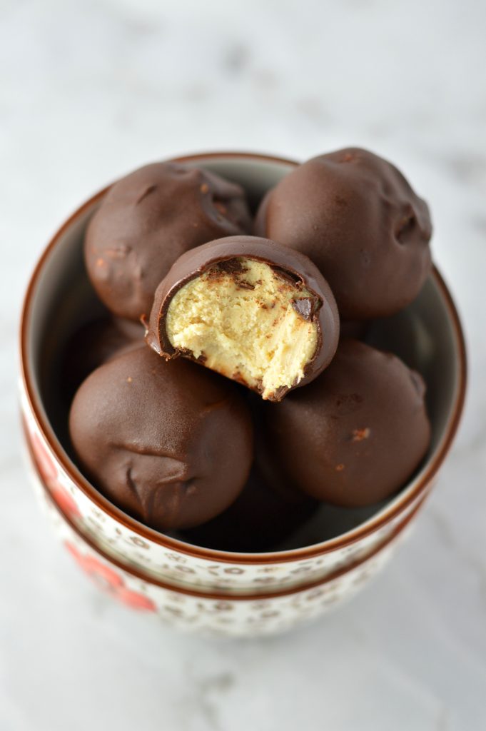 These Golden Oreo Truffles are one of my favourite desserts. Super easy to make, this will be your go-to last minute recipe.