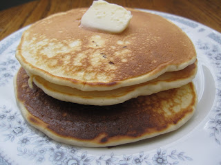 Easy Cream Cheese Pancakes recipe. This is one of my favourite breakfast ideas to make for a lazy weekend brunch.