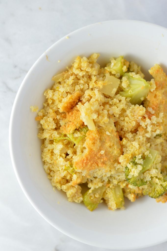 Healthy Cheese and Broccoli Quinoa Casserole recipe. So easy to make, this will be your new go-to weeknight dinner idea.