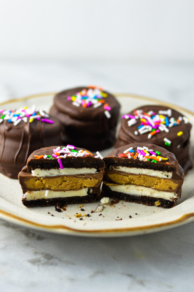 Chocolate Dipped Peanut Butter Cup Stuffed Oreos