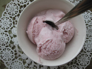 This Vegan Coconut Raspberry Ice Cream is dairy free and made with fresh raspberries. A nice and refreshing dessert recipe perfect for summer.