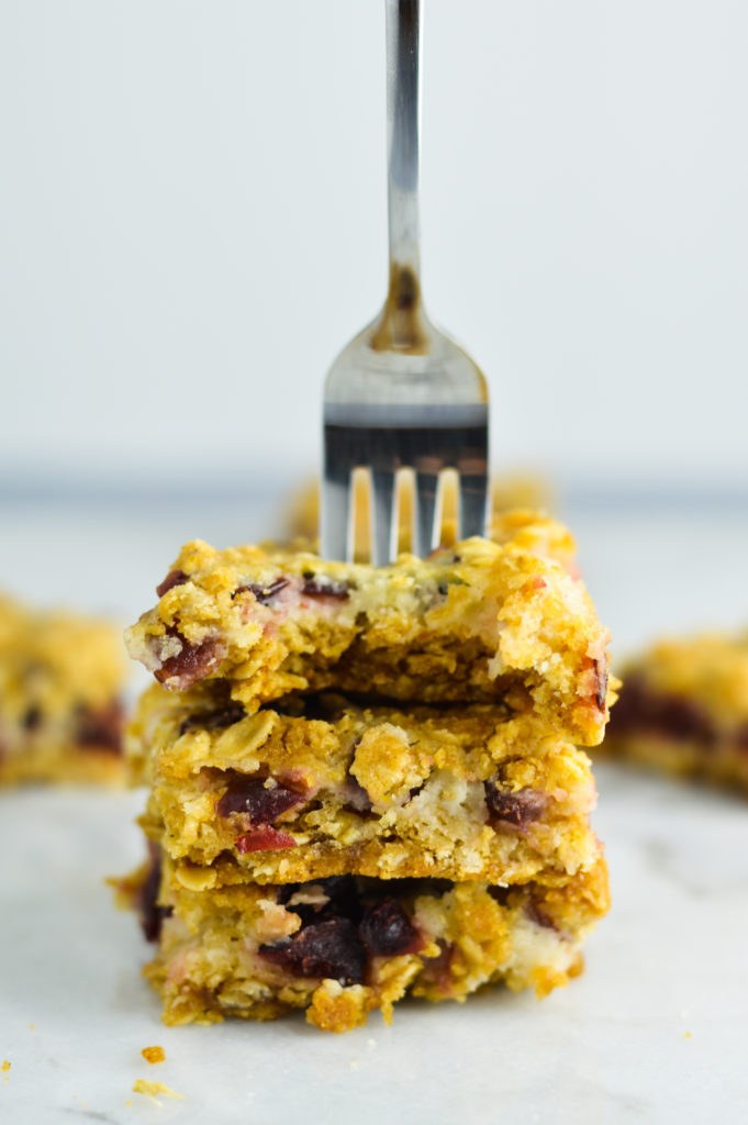 Cranberry Oatmeal Cheesecake Bars