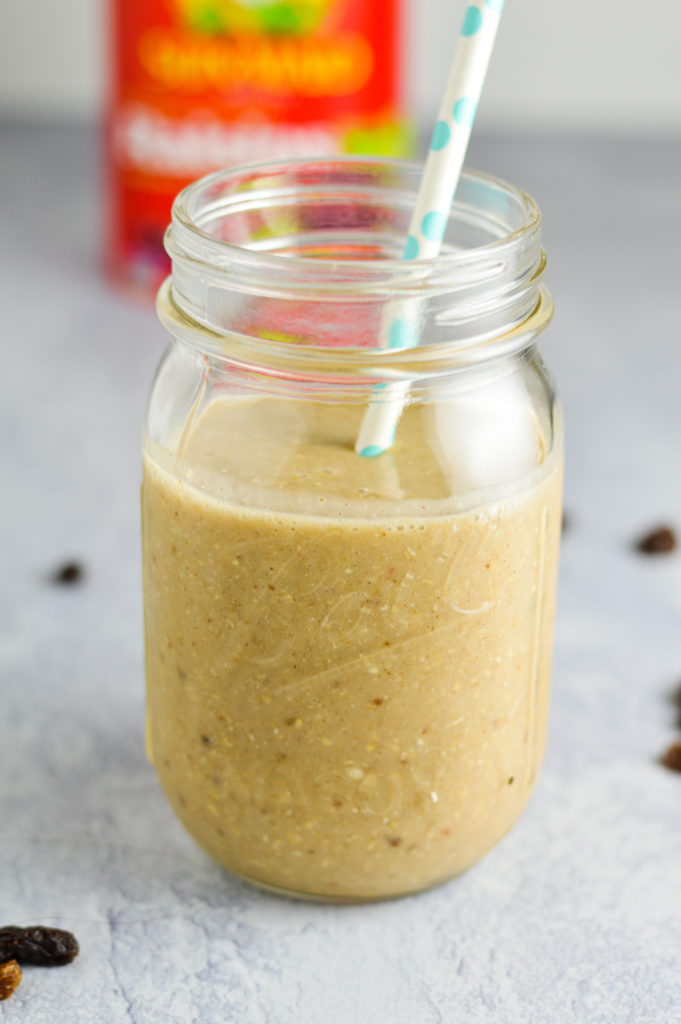 Oatmeal Raisin Cookie Smoothie