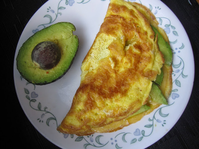 This avocado and Havarti omelette is so easy to make, you will want to have it for breakfast, lunch and dinner.