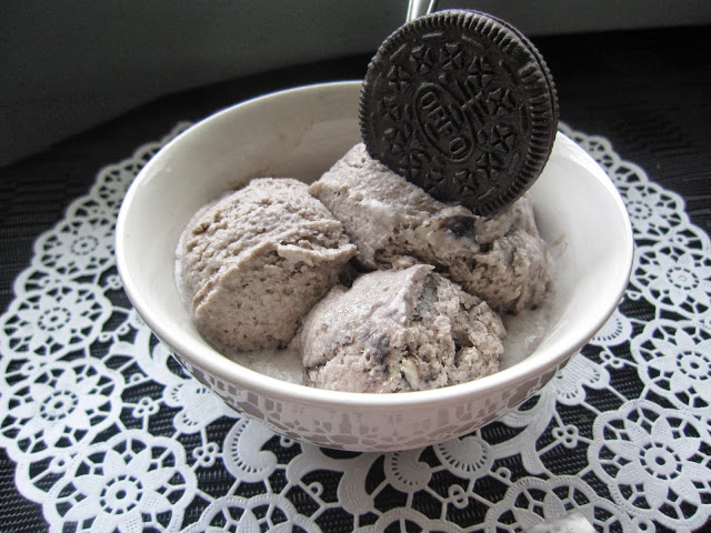 This oreo ice cream is the only ice cream recipe you will ever need! So creamy and easy to make!