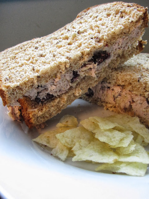 This Cranberry Potato Chip Tuna Salad recipe is a great sweet and salty lunch idea. So quick and easy to make, perfect to bring to work or school.