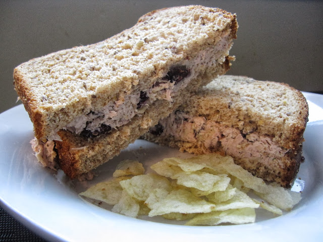 This Cranberry Potato Chip Tuna Salad recipe is a great sweet and salty lunch idea. So quick and easy to make, perfect to bring to work or school.