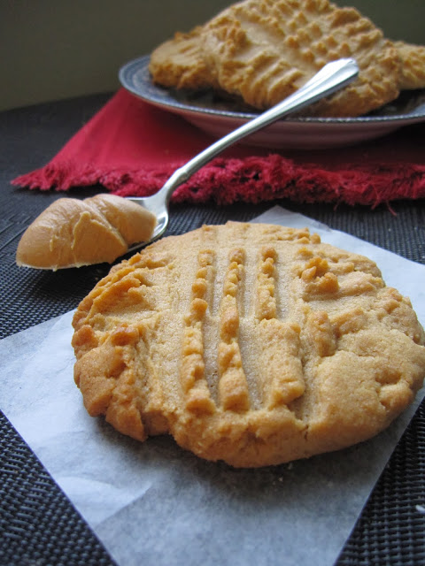 These Easy Chewy Peanut Butter Cookies will become your new favourite cookie recipe. Made with ingredients you already have in your pantry.