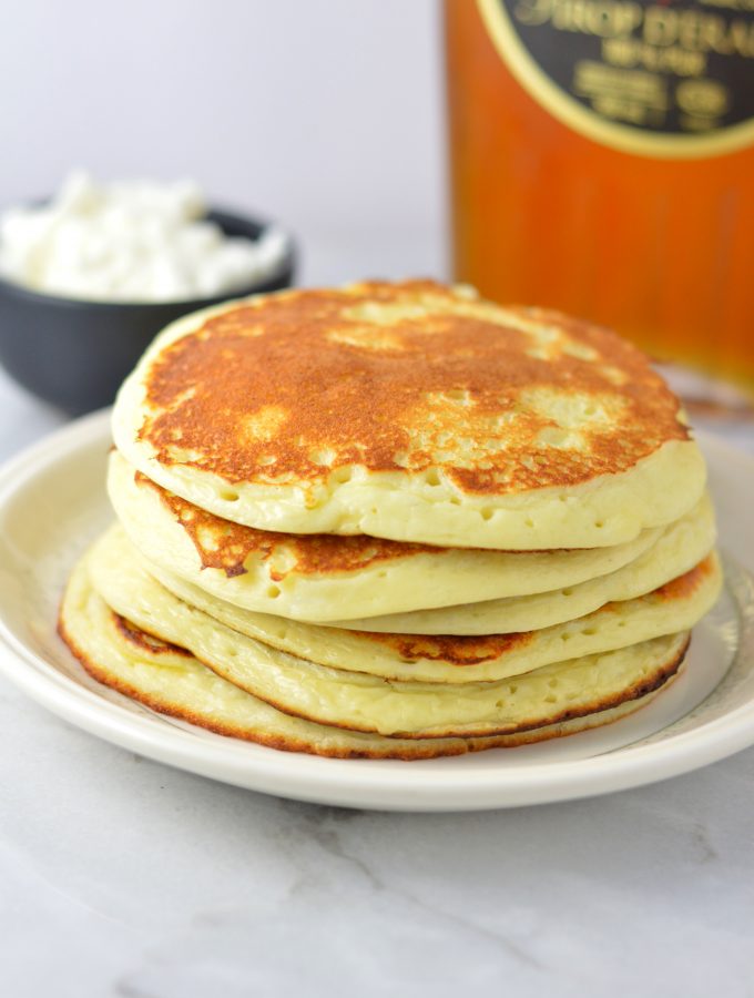 These fluffy 4 ingredient Cottage Cheese Pancakes is one of my favourite breakfast recipes. They are surprisingly healthy and really pack in the protein.