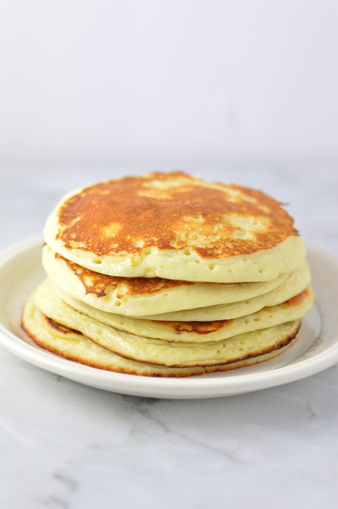 These fluffy 4 ingredient Cottage Cheese Pancakes is one of my favourite breakfast recipes. They are surprisingly healthy and really pack in the protein.