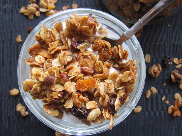 This Raisin and Apricot Granola is one of my favourite granola recipes. Made with dried apricots, honey and pecans, this makes a great breakfast recipe. 