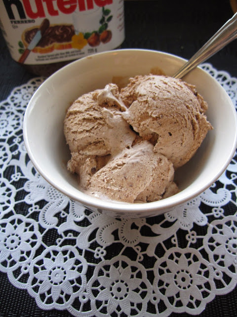 Peanut Butter and Nutella Ice Cream (No Ice Cream Maker Required). So creamy and easy to make, this will be your go-to dessert recipe.