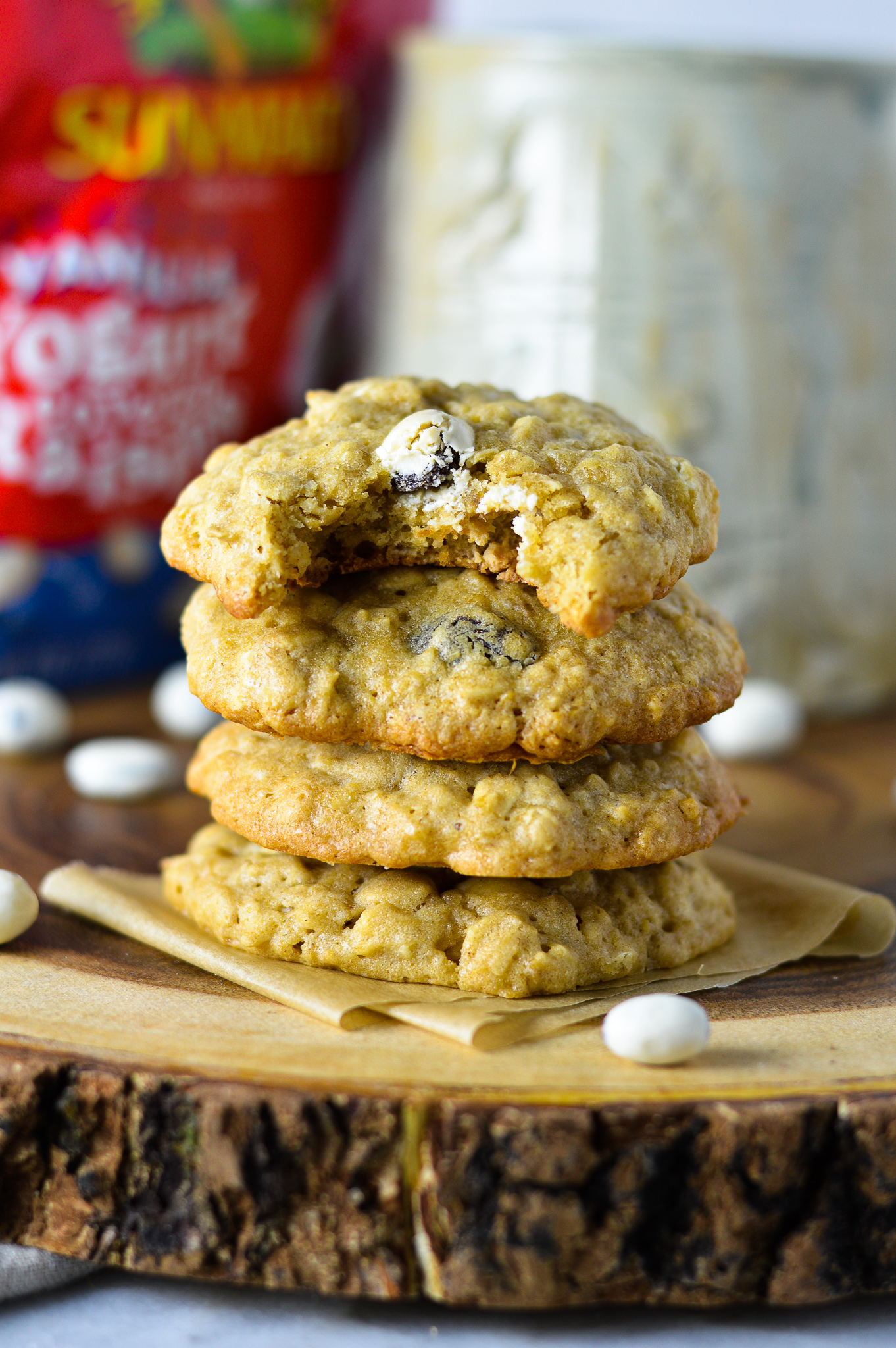 Oatmeal Yogurt Raisin Cookies