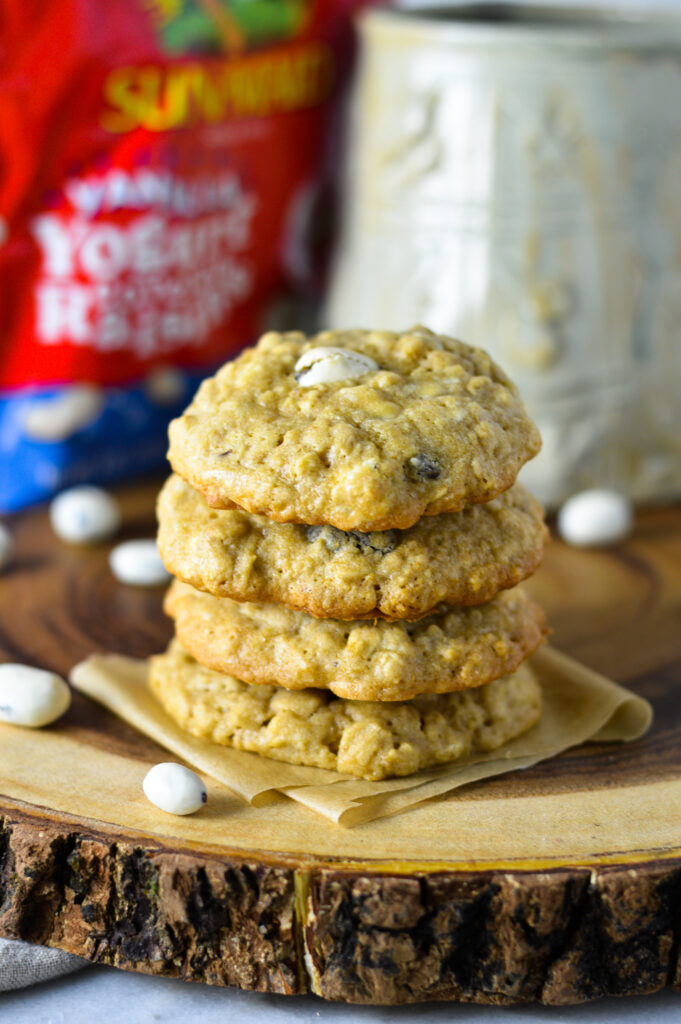 Oatmeal Yogurt Raisin Cookies