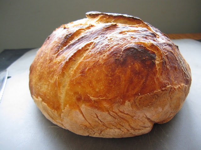 Super Simple No Knead Overnight Bread