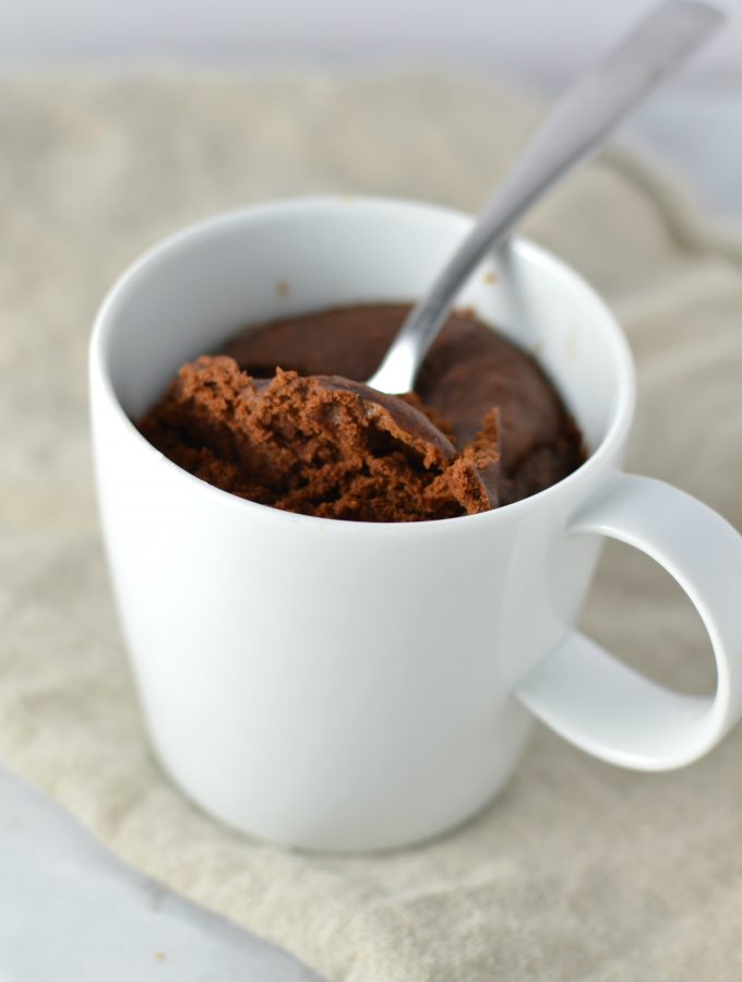 This eggless 4 Ingredient Chocolate Mug Cake can be made vegan and is ready in under 5 minutes. The perfect dessert recipe for one.