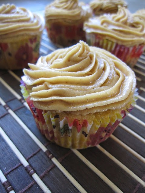 Vanilla Bean Cupcakes with Peanut Butter Frosting