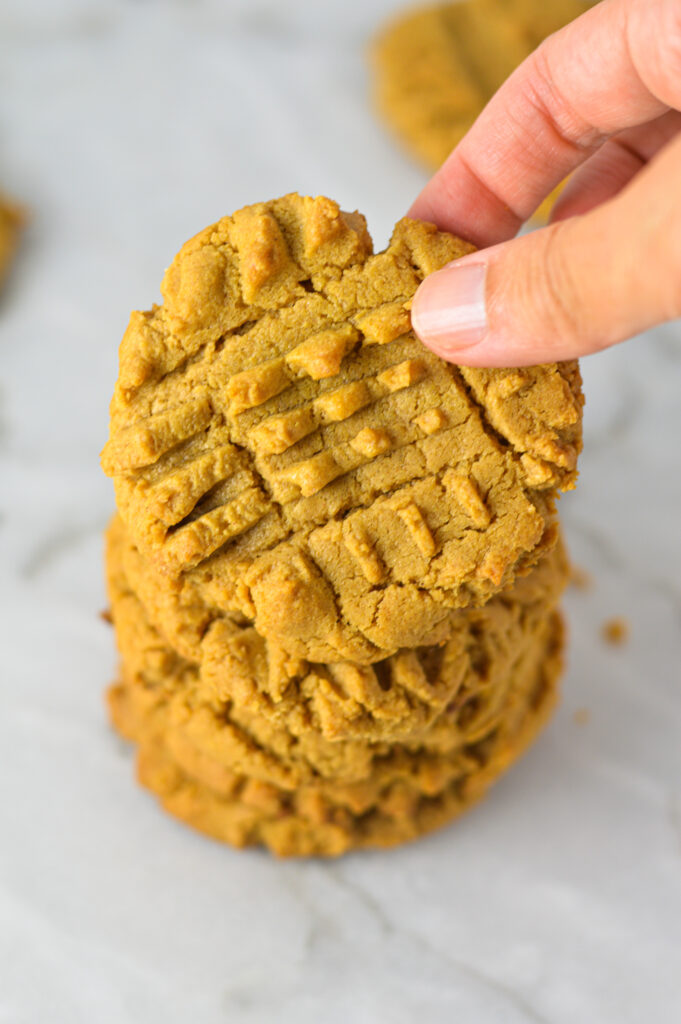 Flourless Butterless Peanut Butter Cookies