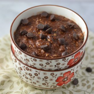 Brownie Oatmeal is a quick and easy breakfast recipe, perfect for busy mornings. It is like dessert that you can eat for breakfast!