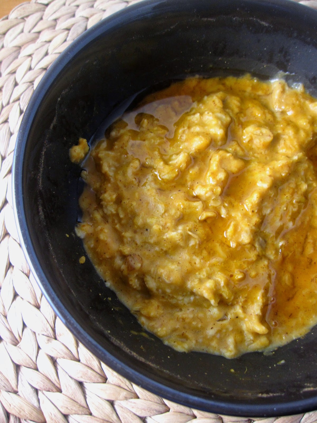 Easy Microwave Pumpkin Oatmeal is the perfect breakfast recipe for the fall. This is a great way to use up your extra pumpkin puree.