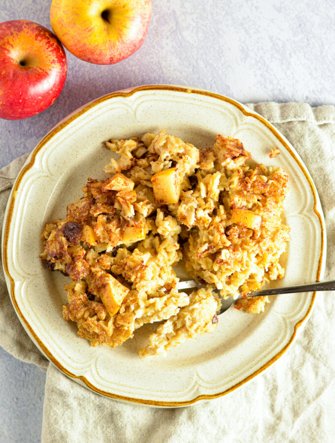 Baked Apple Oatmeal