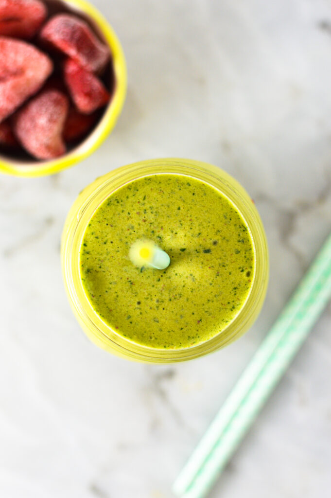 Strawberry Banana Green Smoothie