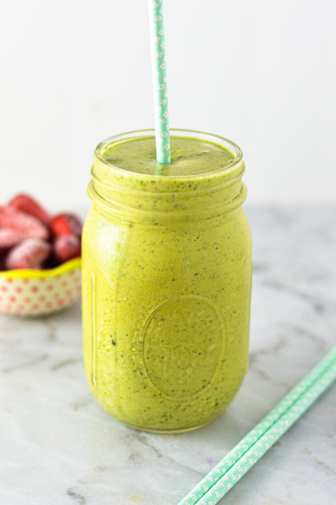 Strawberry Banana Green Smoothie