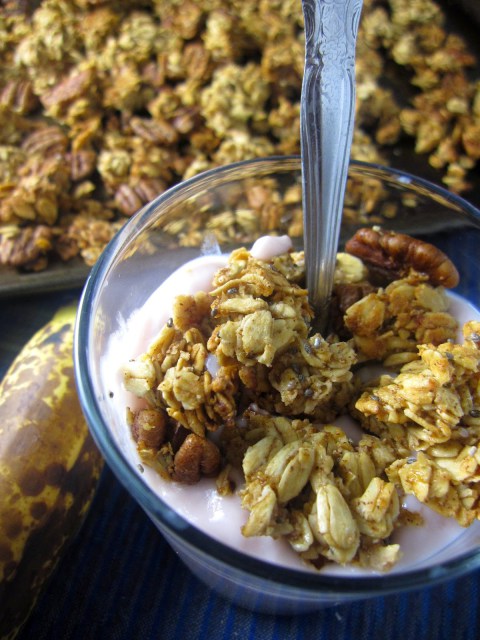 Banana Bread Granola