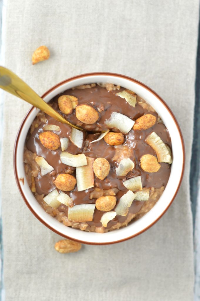 Microwave Peanut Butter, Nutella and Coconut Oatmeal. Ready in less than 5 minutes. Such an easy and comforting breakfast!