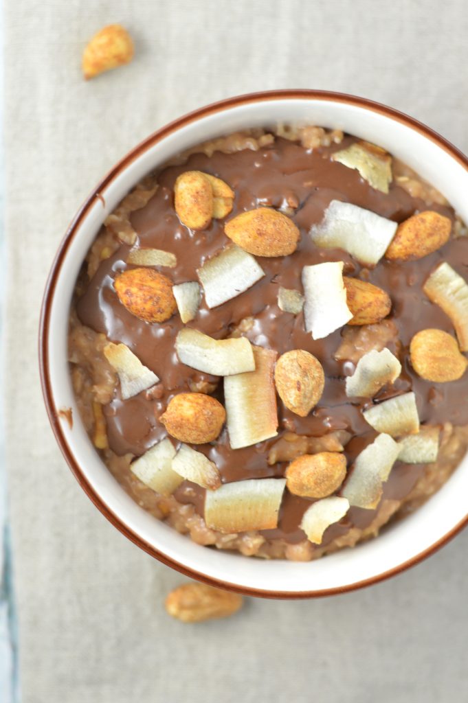 Microwave Peanut Butter, Nutella and Coconut Oatmeal. Ready in less than 5 minutes. Such an easy and comforting breakfast!