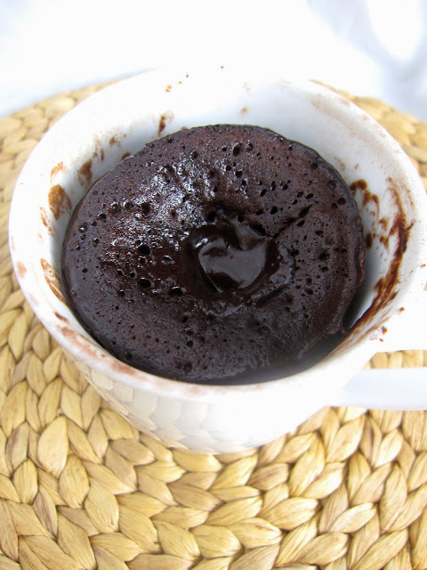 Caramel Stuffed Chocolate Mug Cake that is made in the microwave. When you want a dessert recipe made in under 5 minutes.