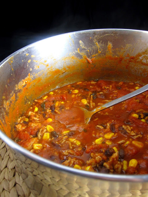 5 Ingredient Corn and Black Bean Chili that is so easy to make, it makes a great dinner recipe. You probably have all the ingredients in your pantry!