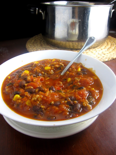 5 Ingredient Corn and Black Bean Chili that is so easy to make, it makes a great dinner recipe. You probably have all the ingredients in your pantry!