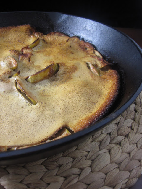 Apple Skillet Popover with Maple Yogurt Cream tastes just like a pancake without the effort. This recipe is like dessert for breakfast.