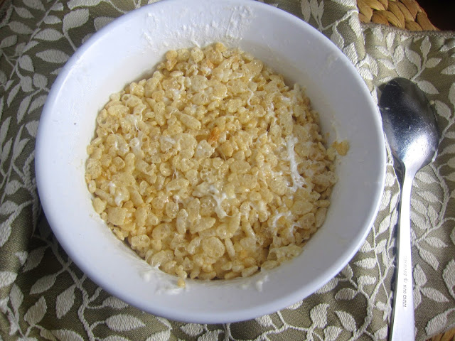 Rice Krispies Square for One that can be made in the microwave in 5 minutes. This makes a great personal dessert or snack recipe.