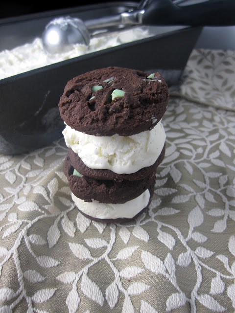 No Churn Vanilla Bean Ice Cream Sandwiches