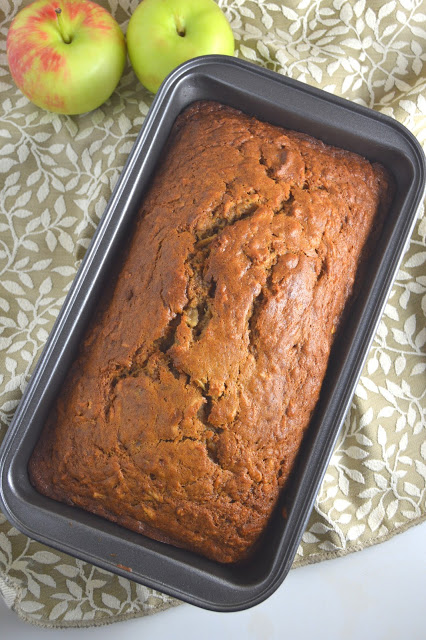 This is the perfect banana bread for the first day of fall. Made with apples, bananas and walnuts for a nice crunch, this apple banana bread makes a good snack.