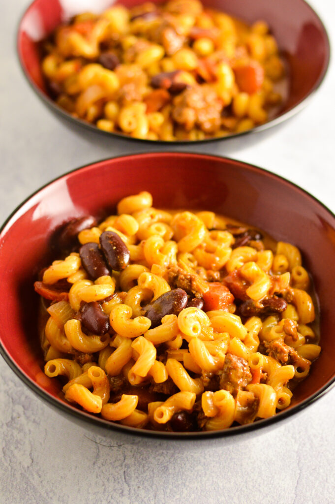 One Pot Chili Mac and Cheese Soup