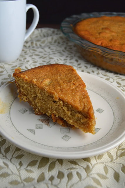 Pear and Dulce de Leche Cake is so easy to make. The mix of spices make them the perfect fall treat! Quick dessert recipe idea.