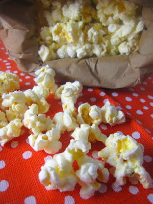 Easy Microwave Popcorn