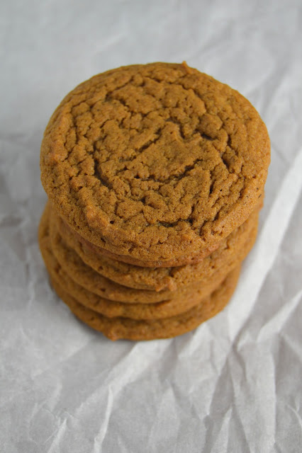 Looking for some ginger molasses cookies that are both soft and chewy at the same time? Look no further than this recipe!