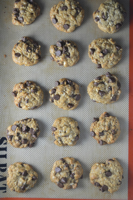 My favorite cookie recipe EVER! These one bowl oatmeal chocolate chip cookie recipe that makes a LOT of cookies!