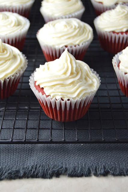 These red velvet cupcakes with cream cheese frosting are some of the best cupcakes I have ever tried! Valentine's day dessert recipe anyone?