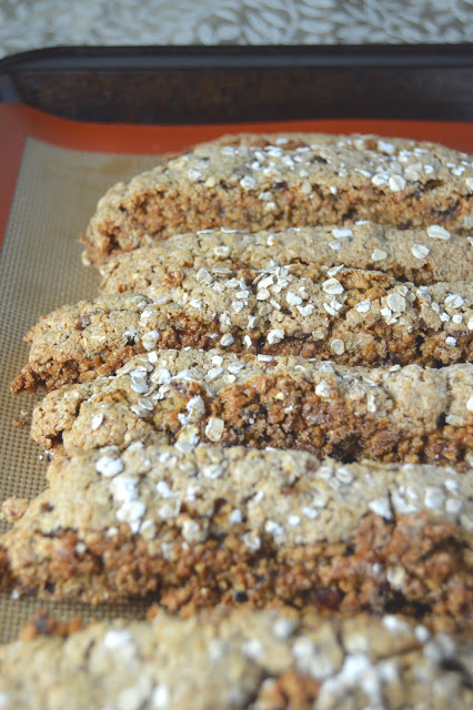 Do you want a healthier alternative to a cookie for breakfast? This Oatmeal Date Biscotti recipe is your solution!